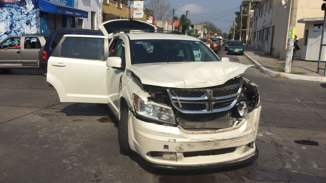 Fuerte choque deja dos mujeres lesionadas