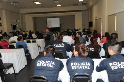 Capacitan a Servidores públicos para velar por derechos infantes