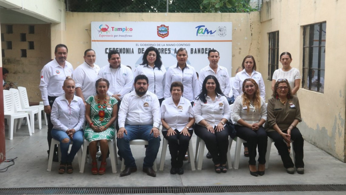 Ofrece Magda Peraza beneficios a la primaria Pedro J. Méndez