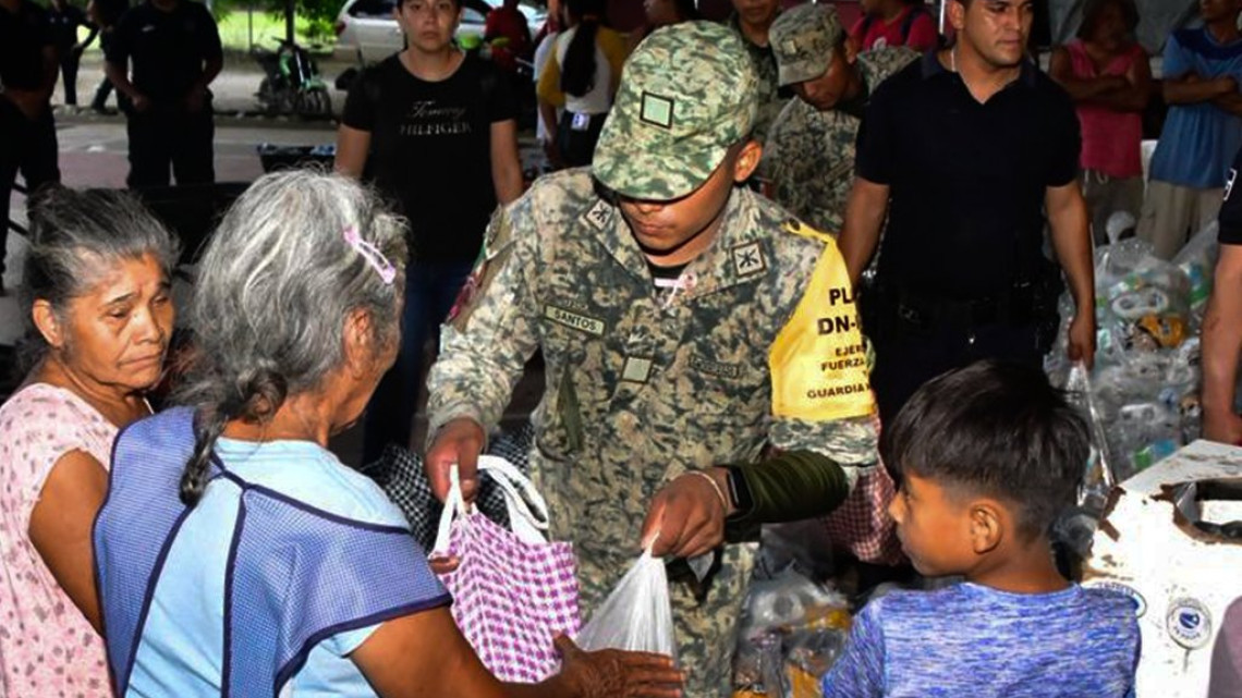 Ejército, Fuerza Aérea y Guardia Nacional intensifican apoyo a damnificados por lluvias en el centro del país