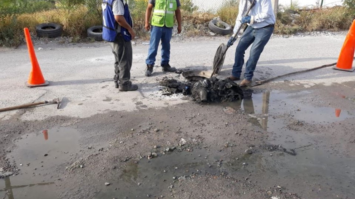 Comapa trabaja con equipo vactor