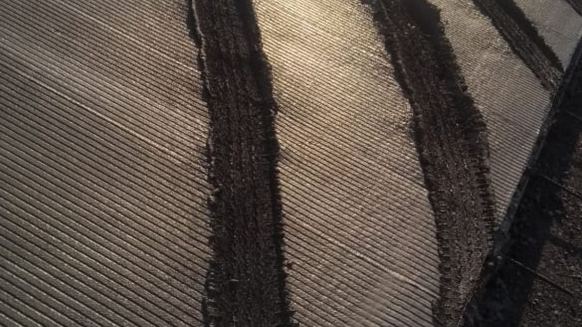 Dañan calle y pide Municipio respetar obras