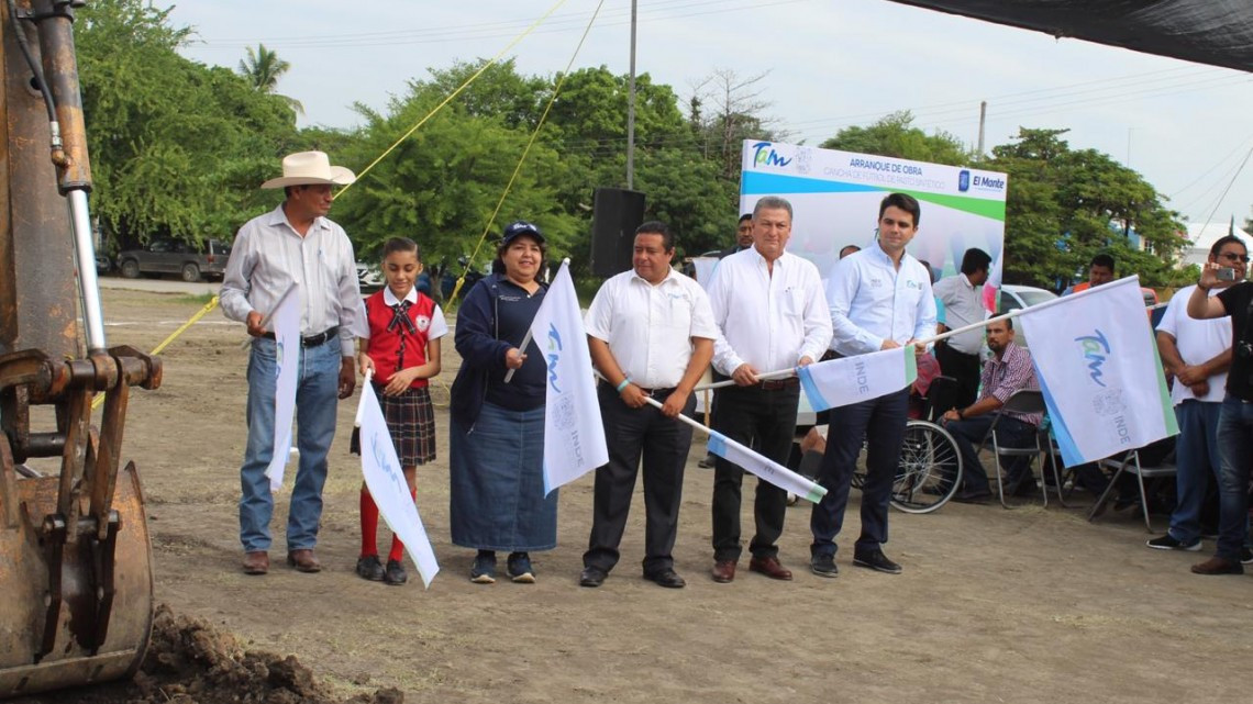 Mante contará con nueva cancha de pasto sintético.
