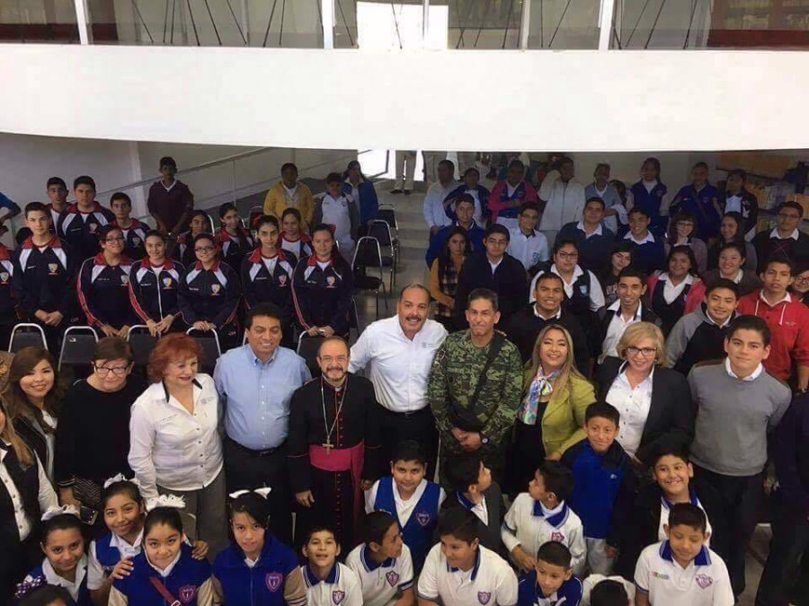 Inaugura obispo de la diócesis de Matamoros semana cultural 