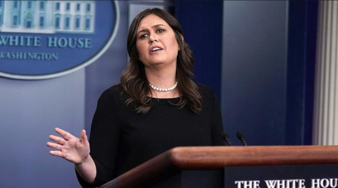 Echan de restaurante a vocera de Trump por polémica migratoria