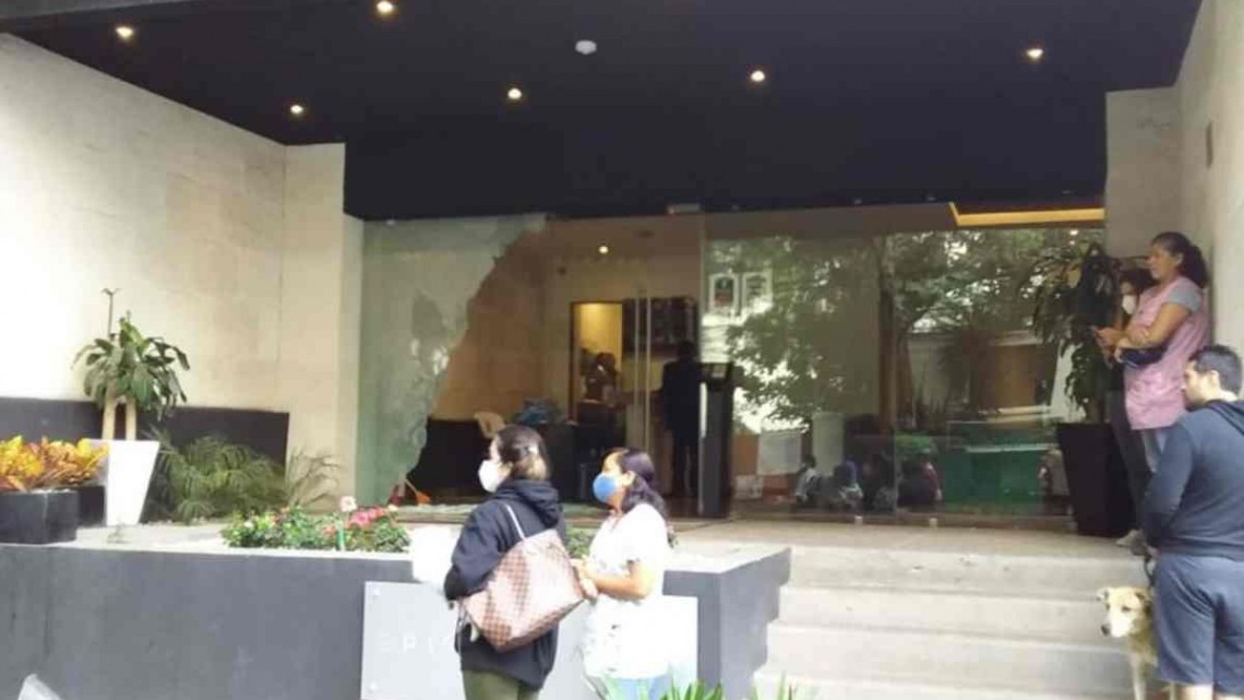 Se registra explosión de gas natural en departamentos de la CDMX; reportan 22 lesionados 