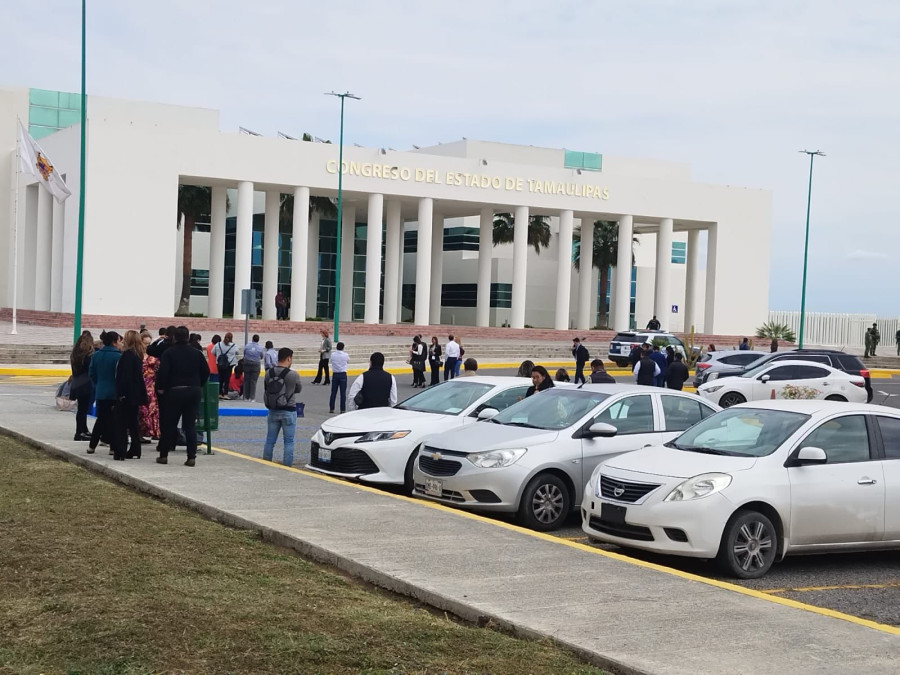 Amenaza de bomba en el Congreso despierta especulaciones políticas 