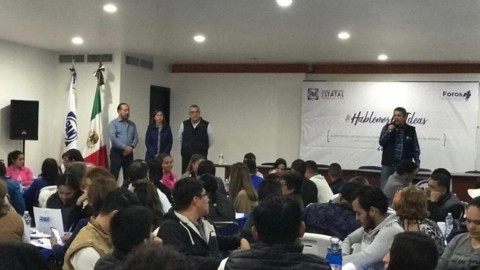 Celebran panistas de Matamoros foros temáticos