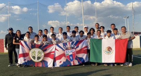 Niños mexicanos que disputarían torneo de futbol quedan atrapados en Perú 