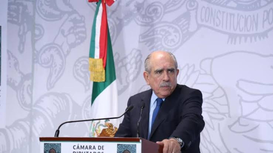 Santiago Nieto sale de la UIF, entra Pablo Gómez