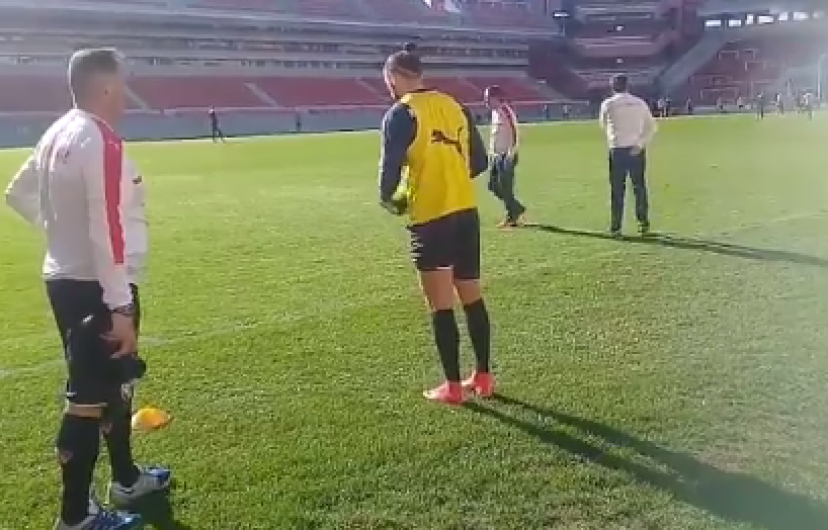 Gastón Silva ya entrena en Argentina