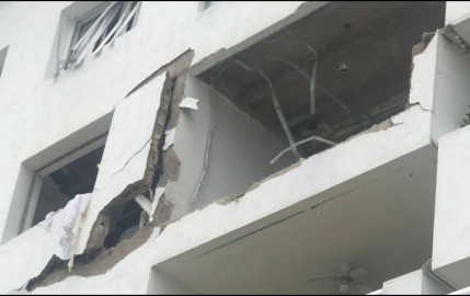 Explosión en torre de departamentos de Acapulco deja al menos 20 lesionados