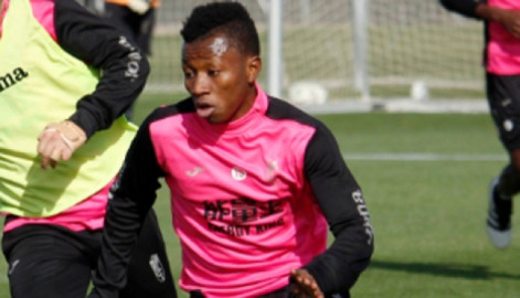 "Profe" Cruz contempla a ghanés Clifford Aboayge para juego con Tigres 