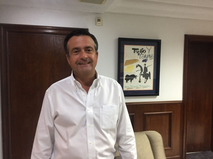 Yo no vengo a desplazar, me vengo a sumar: Neto Robinson