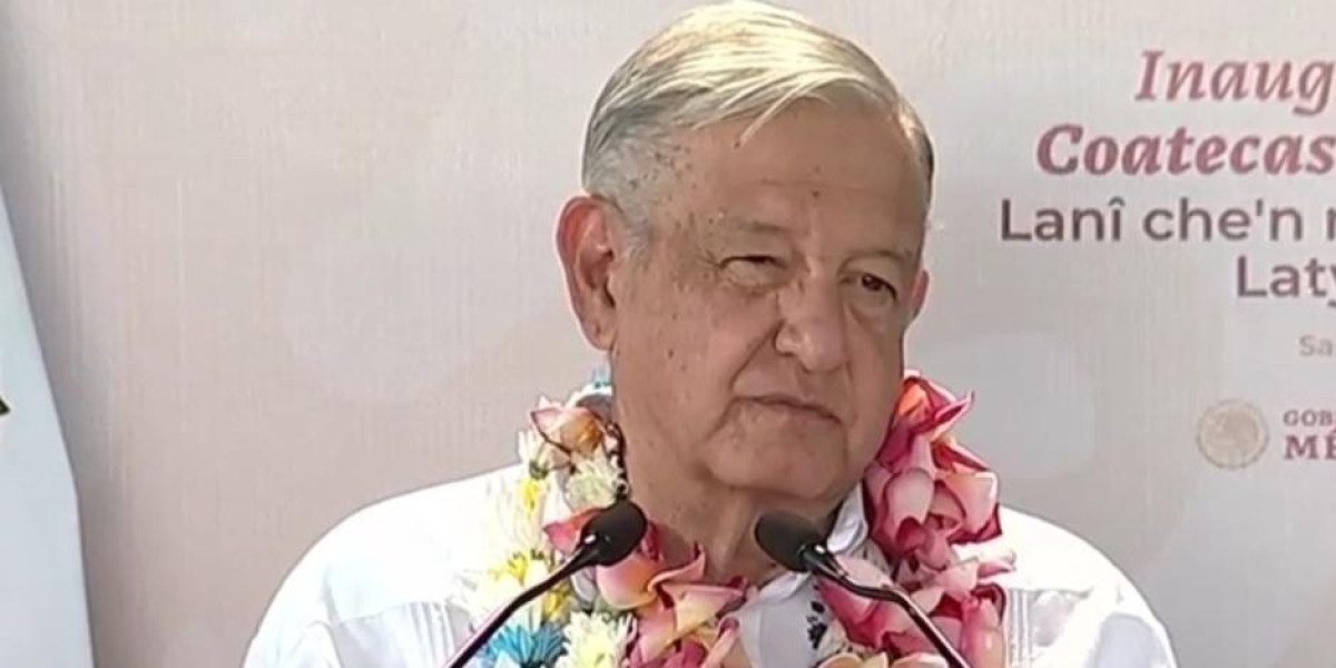 AMLO recomienda a "corcholatas"