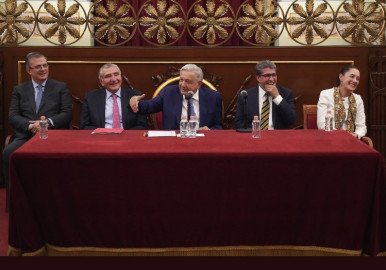 Ebrar urge a Mario Delgado definir reglas para corcholatas: sin ellas "es la ley de la selva"