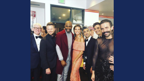 El fabuloso look de Jonathan Van Ness para los Emmys