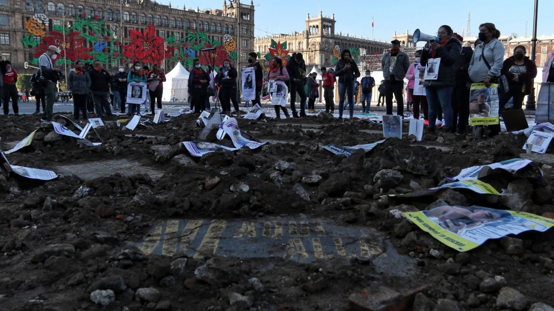 “Si AMLO no va a las fosas, las fosas vienen a él”, colectivos exigen ayuda para encontrar a desaparecidos