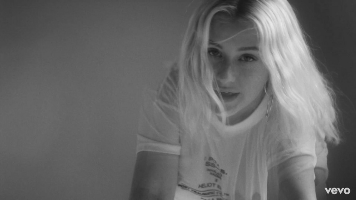 Christina Aguilera regresa con 'Accelerate'