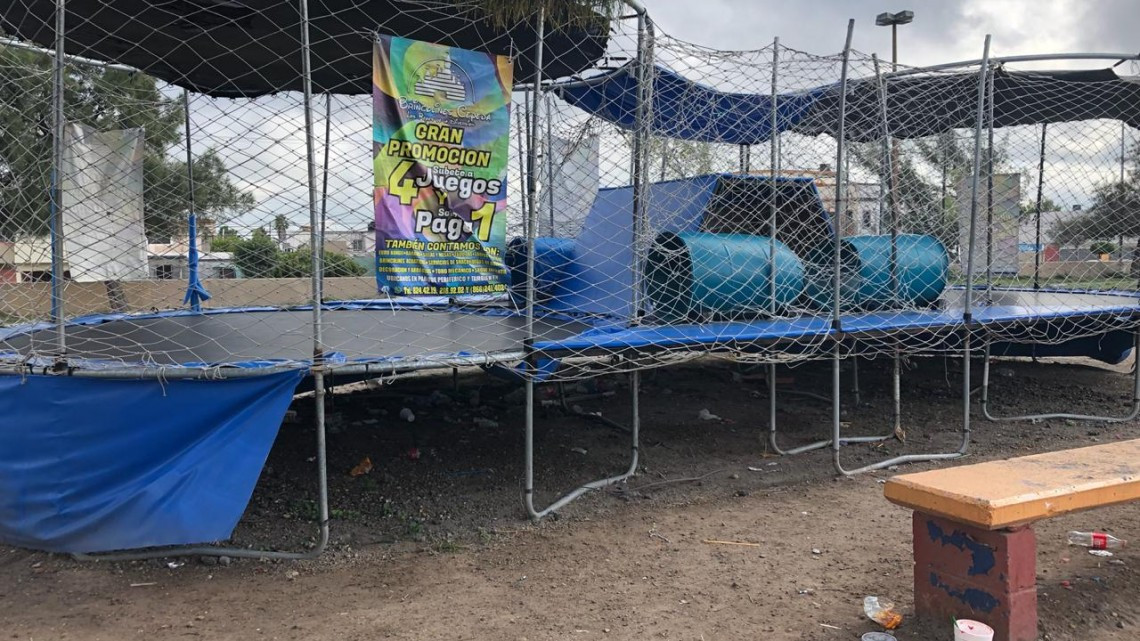 Desalojan a comerciantes del parque Periférico 