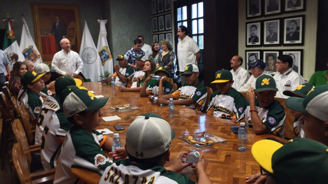 Reciben apoyo peloteritos de Matamoros