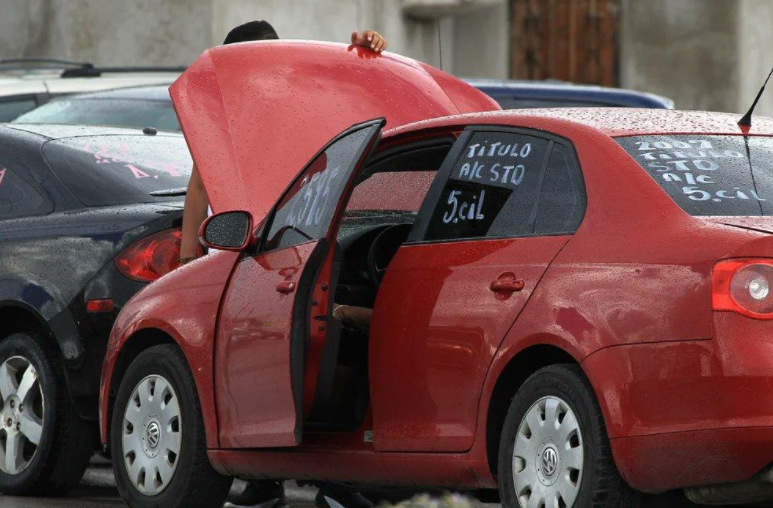 Dan "banderazo" de arranque al Programa de Regularización de 'autos chocolate' en Tamaulipas y 9 entidades más 