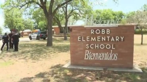 Marcelo Ebrard lamenta el tiroteo en primaria de Texas