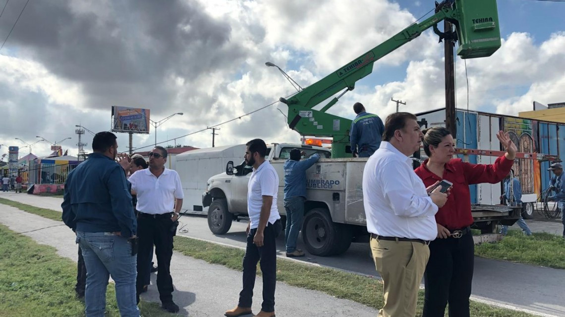 Desalojan a comerciantes del parque Periférico 