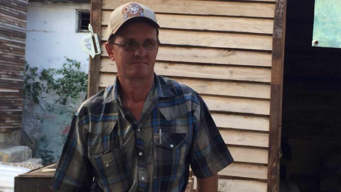 Productores del campo y artesanos se unen para exponer sus productos