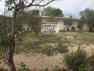 Asilo de ancianos al borde de la extinción 