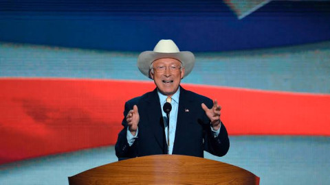 Ken Salazar afirma que Iniciativa Mérida aún se le asignan recursos