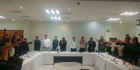 Toman protesta integrantes del COPLADEM