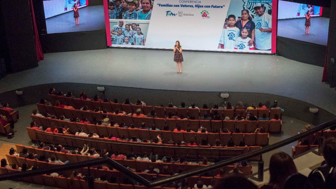 Inicia ciclo de conferencias “Familias con Valores, Hijos con Futuro”