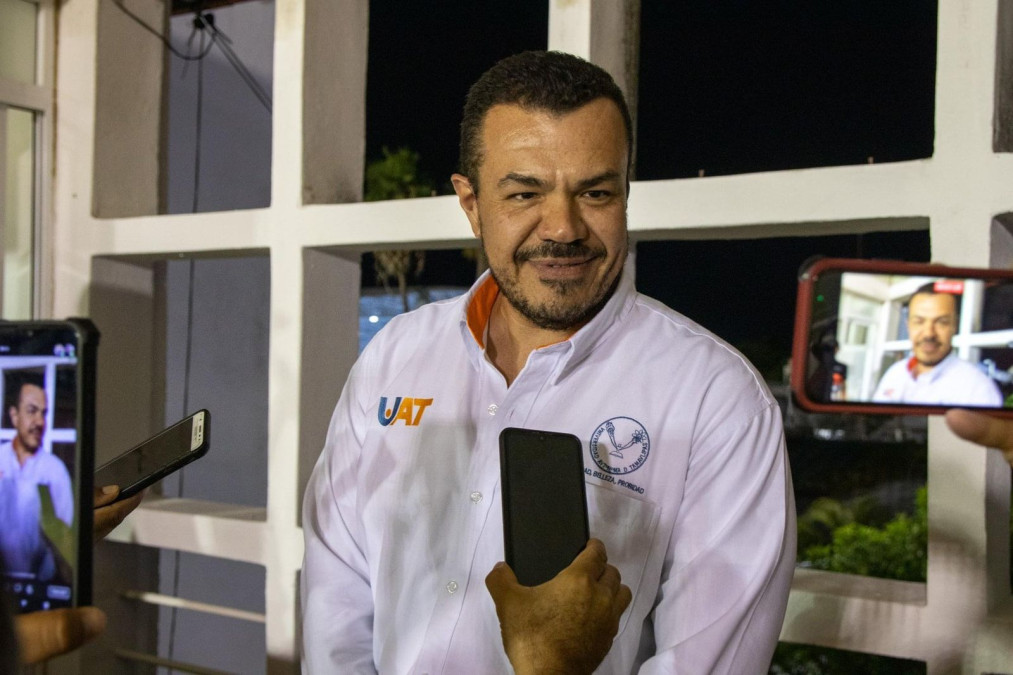 Realiza UAT estudio para reforma curricular 