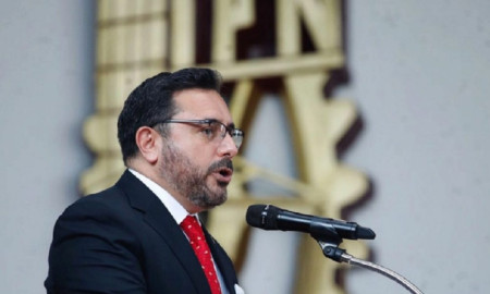 Ratifica AMLO a Arturo Reyes como director del IPN