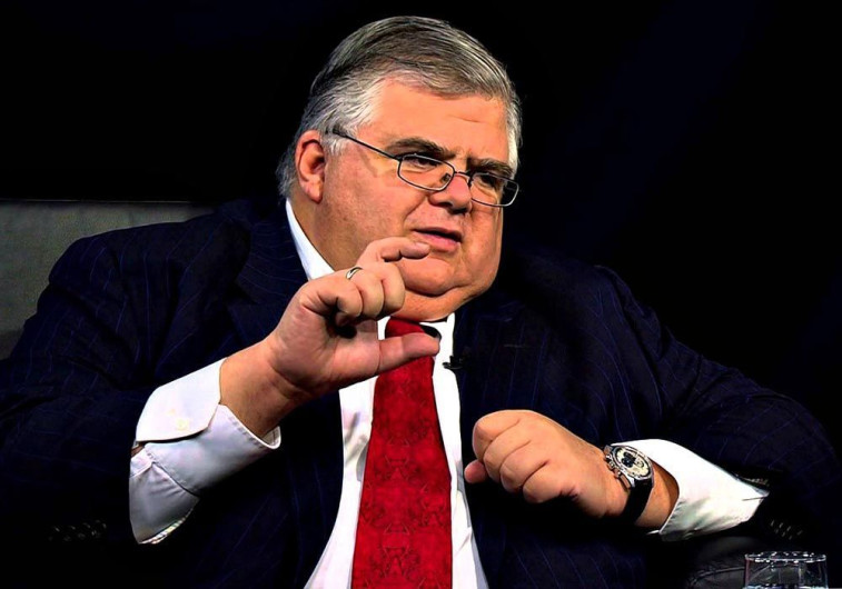 Peso se fortalecería si relación México-EU "camina bien": Carstens