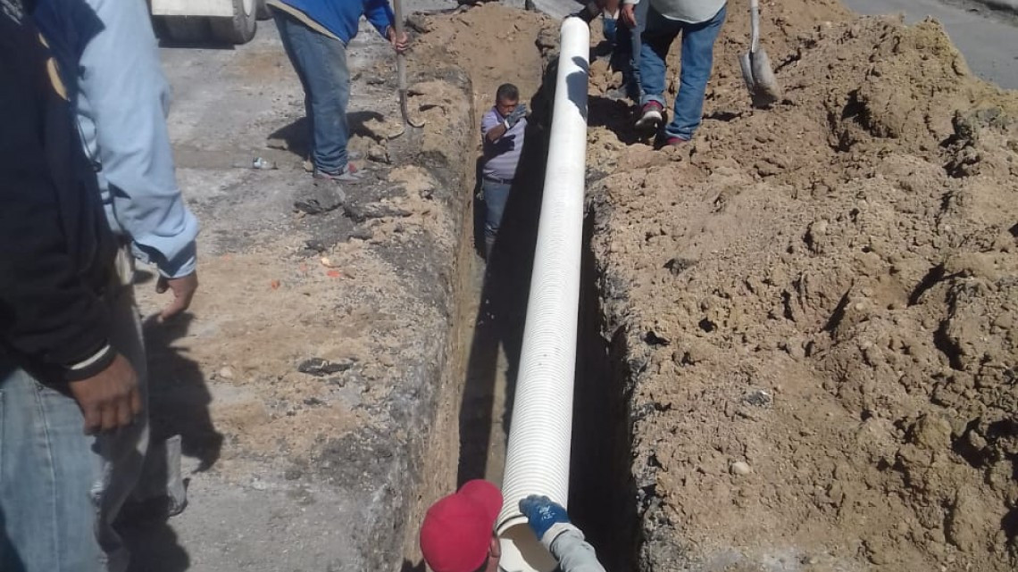 Rehabilita COMAPA caído en la Zona Centro