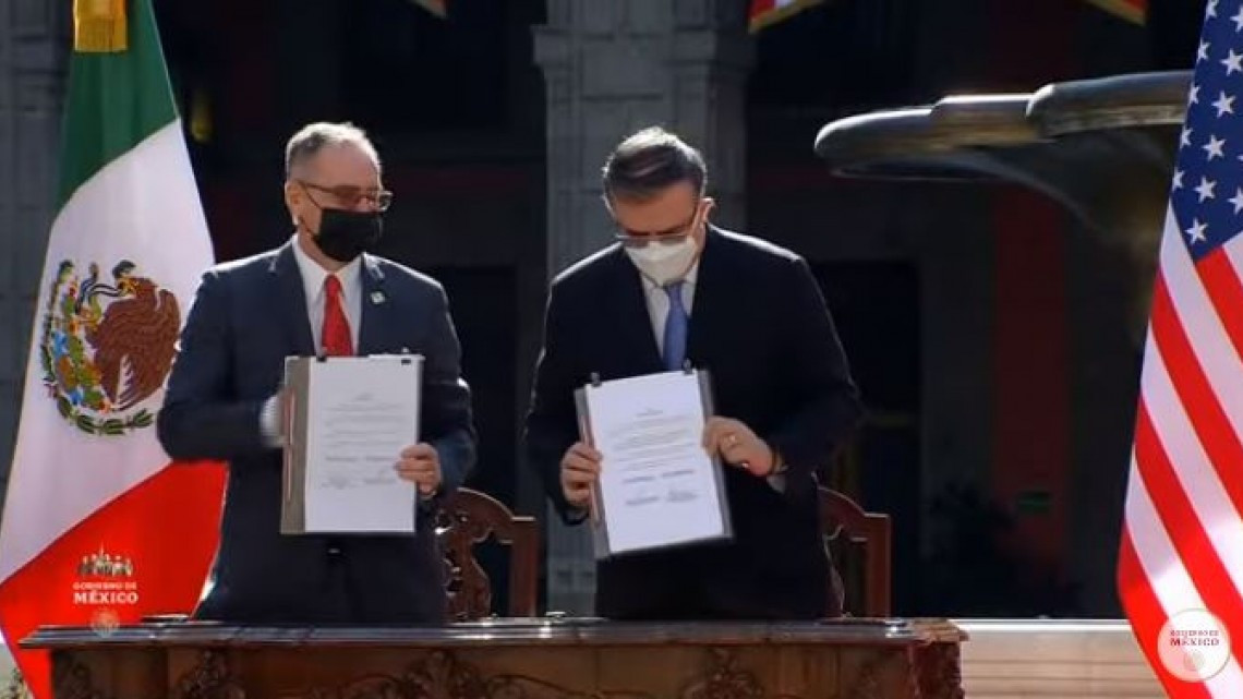 Arriba Vicepresidenta de EU, Kamala Harris a Palacio Nacional 