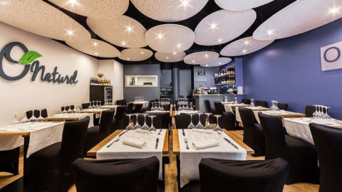 Cierra sus puertas el primer restaurante nudista de París