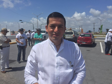 Secretario de salud pide a bañistas usar bloqueador solar   