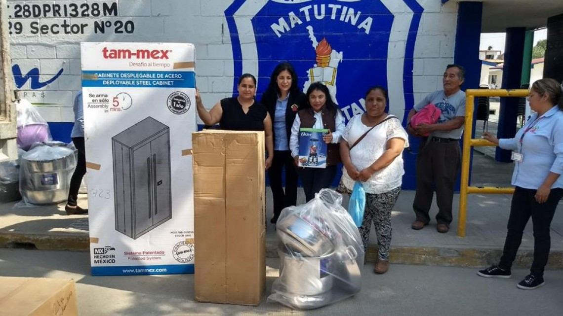 Entregan utensilios del programa “Desayuna Bien”