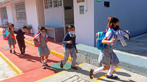No me importa lo que la mayoría piense, es indispensable el regreso a clases: AMLO 