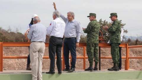 Inaugura AMLO sistema de riego en Nayarit