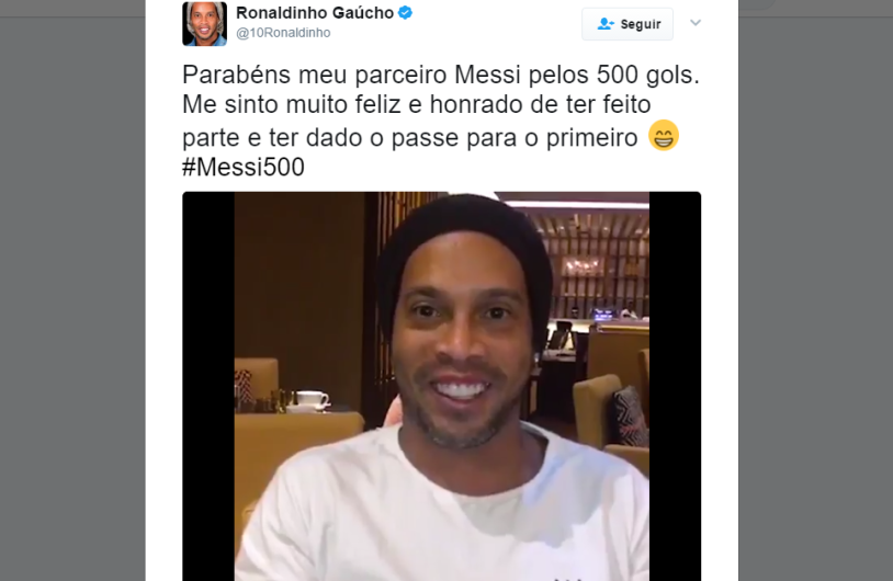 Ronaldinho felicita a Messi por sus 500 goles