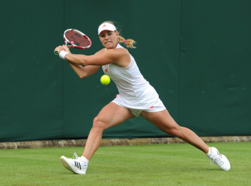 Angelique Kerber avanza a cuarta ronda del Abierto de Miami