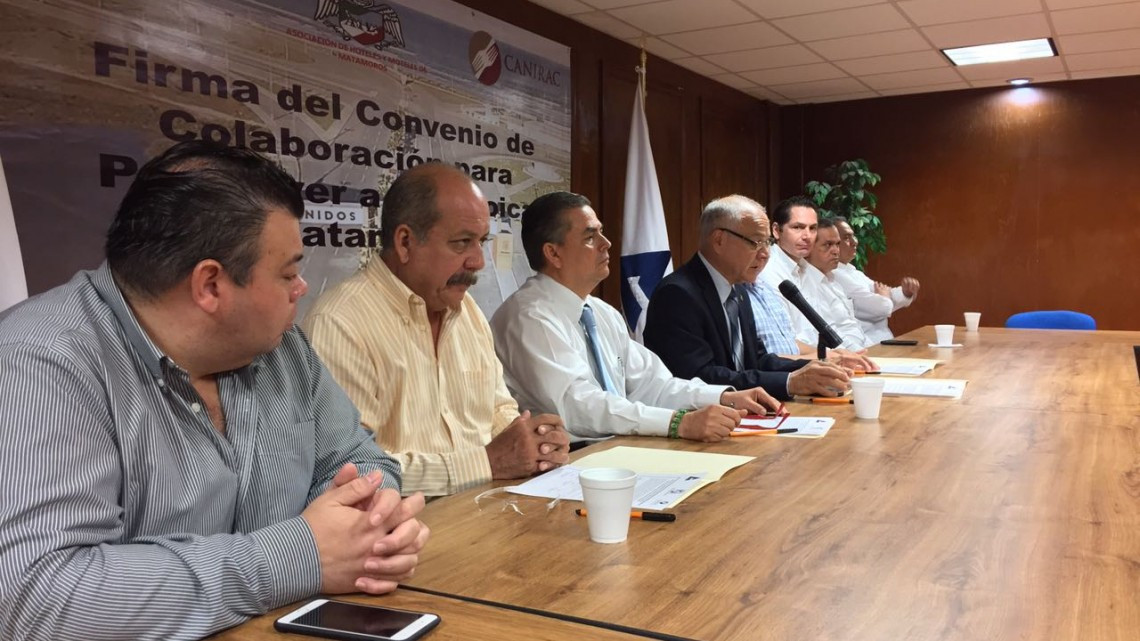 Firman convenio de promoción CANACO, CANIRAC y Hoteles y Moteles