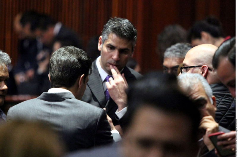 SAT embarga a Antonio Tarek diputado duartista