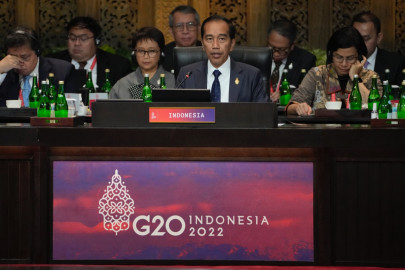 Indonesia pide "poner fin a la guerra" en el inicio de la cumbre del G20