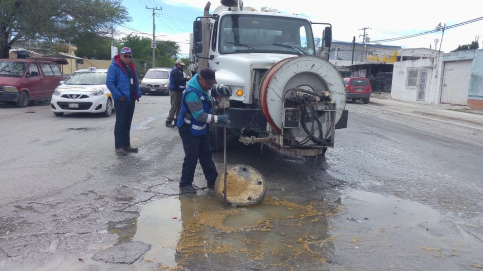 Trabaja COMAPA de Reynosa en Jarachina Sur 