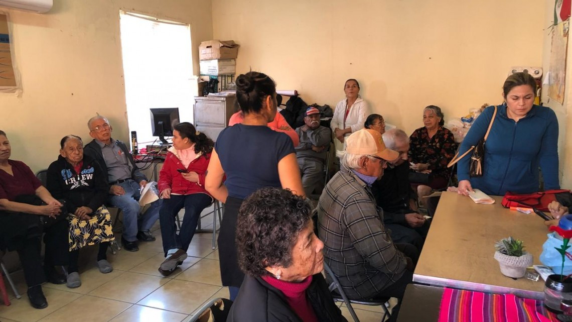 Apoyará AMLO a alumnos con 800 pesos mensuales